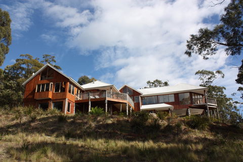 Bed In The Treetops - Accommodation Mt Buller 0