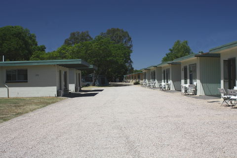 BIG4 North Cedars Holiday Park Wangaratta - Accommodation Mt Buller 2
