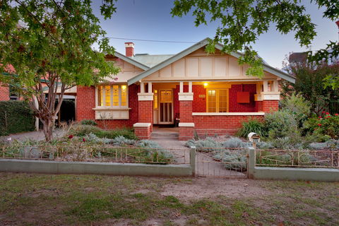 Central Crisp - Accommodation Mt Buller 0