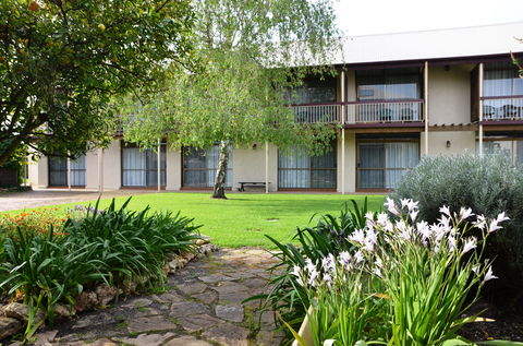 Coonawarra Motor Lodge - Accommodation Mt Buller 0