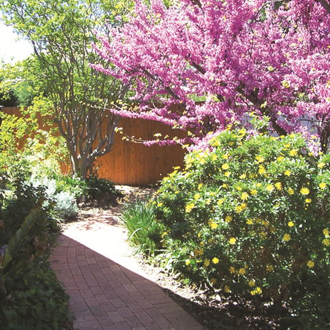 Country Gardens Motor Inn - Accommodation Mt Buller 1