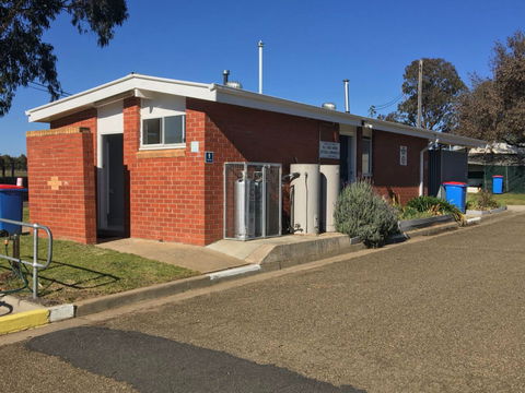 Harden Caravan Park - Accommodation Mt Buller 2