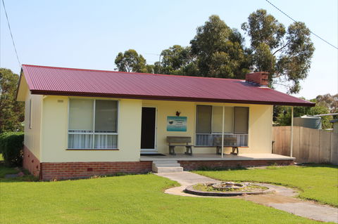 Lady Barron Cottage - Accommodation Mt Buller 0