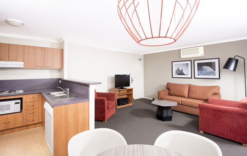 Mantra On Northbourne - Accommodation Mt Buller 1