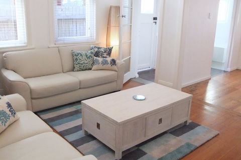 Manly Seaside Cottage - Accommodation Mt Buller 1