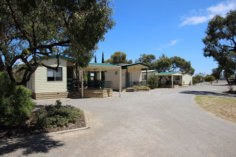 Minlaton Caravan Park - Accommodation Mt Buller 1