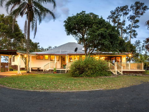 Riverside Holiday Retreat Yamba - Accommodation Mt Buller 1