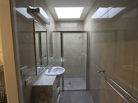 Ryley Motor Inn - Accommodation Mt Buller 2