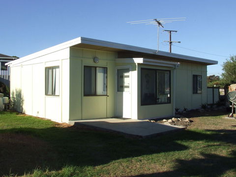 Seahorse Beach Shack - Accommodation Mt Buller 2