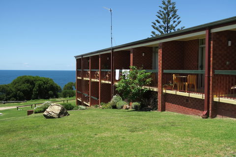 Tathra Hotel - Motel - Accommodation Mt Buller 0