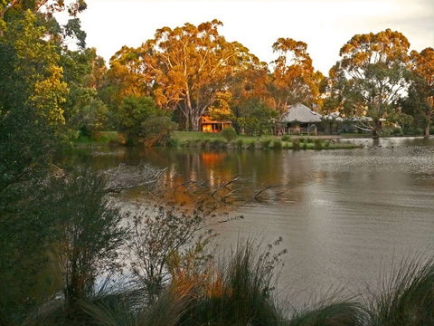 The Burrow At Wombat Bend Bed And Breakfast - Accommodation Mt Buller 2