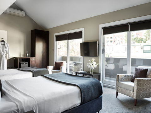 Vulcan Hotel Sydney - Accommodation Mt Buller 1