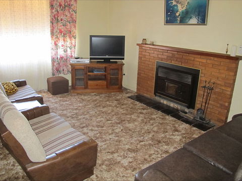 Walters Holiday Home - Accommodation Mt Buller 1