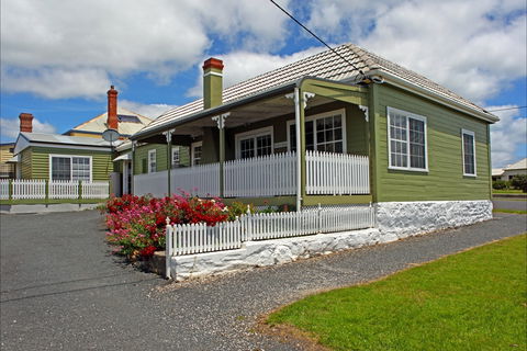 Abbey's 'The Green House' - Accommodation Mt Buller 0