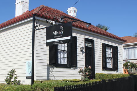 Alice's Cottages - Accommodation Mt Buller 0