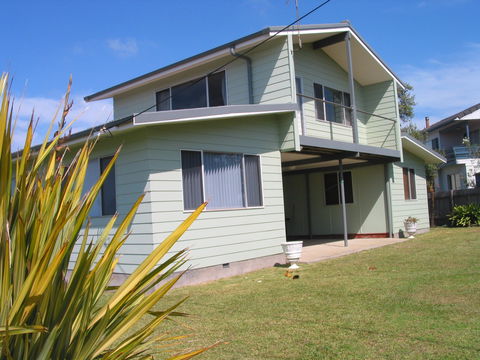 Berrara Cove Beach House - Accommodation Mt Buller 2