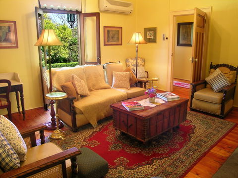 Buxton Manor - Garden And Loft Apartment - Accommodation Mt Buller 0