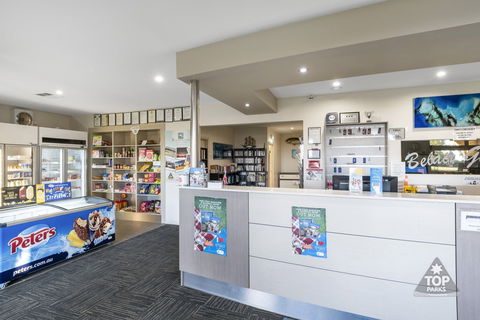 Geraldton Belair Gardens Caravan Park - Accommodation Mt Buller 0
