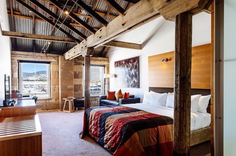 Henry Jones Art Hotel - The - Accommodation Mt Buller 2
