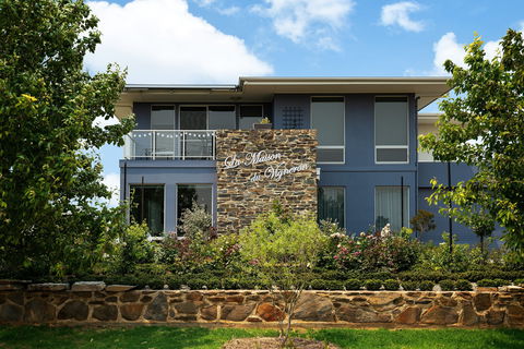 La Maison Du Vigneron B&B & Special Ocassion Dining - Accommodation Mt Buller 1