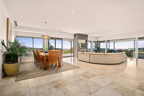 Mont Sapphire Luxury Retreat - Accommodation Mt Buller 0