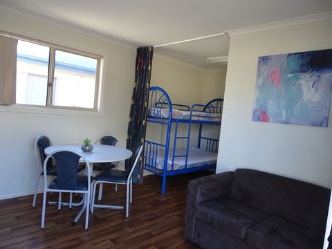 Moonta Bay Cabins - Cabin 2 - Accommodation Mt Buller 2