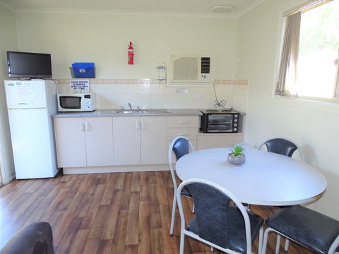 Moonta Bay Cabins - Cabin 3 - Accommodation Mt Buller 1