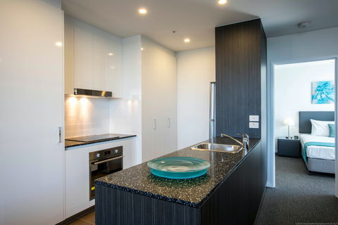 Synergy  Broadbeach - Accommodation Mt Buller 2