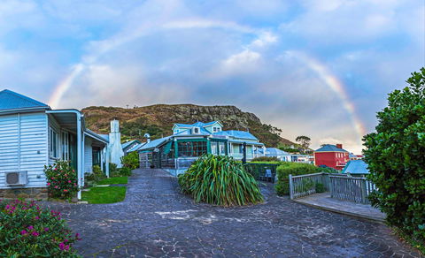 Touchwood Cottages & Gallery & Cafe - Accommodation Mt Buller 1