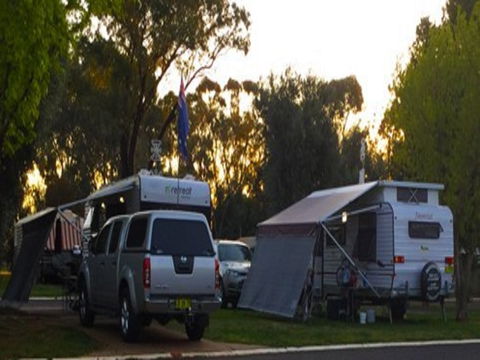 Westview Caravan Park - Open For Essential Travel Only - Accommodation Mt Buller 2