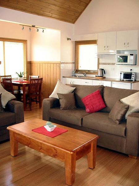 Loves Lane Cottages - Accommodation Mt Buller 1