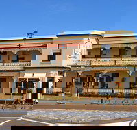 Seaview House - Accommodation Mt Buller