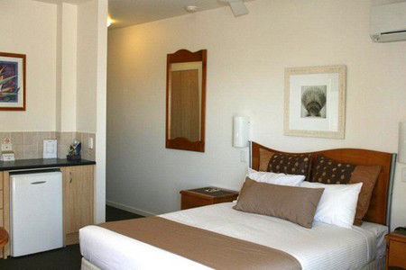 Yamba Beach Motel - Accommodation Mt Buller 0