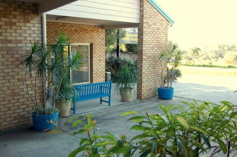 Sunshine Coast Motor Lodge - Accommodation Mt Buller 2