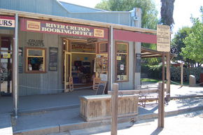 Emmylou Paddle Steamer - Accommodation Mt Buller 2