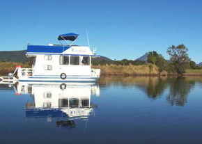 Tweed River House Boats - Accommodation Mt Buller 3