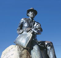 Paddy Hannans Statue - Accommodation Mt Buller