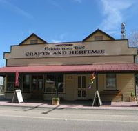 Dolly's Golden Raintree Craft and Heritage Centre - Accommodation Mt Buller
