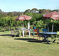 Cerise Brook Orchard  Family Golf - Accommodation Mt Buller