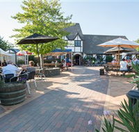 George Harcourt Inn - Accommodation Mt Buller