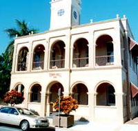 Mackay Town Hall - Accommodation Mt Buller