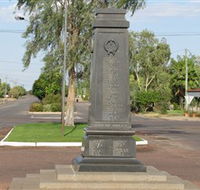 Winton War Memorial - Accommodation Mt Buller