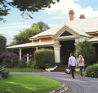 Historical Walk Through Russell Street - Accommodation Mt Buller