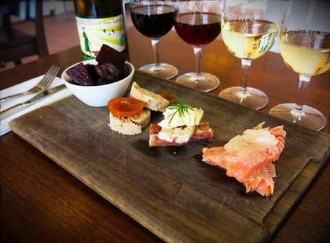 Fowles Wine - Accommodation Mt Buller 1