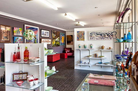 GIGS Art Gallery & Studios - Accommodation Mt Buller 1