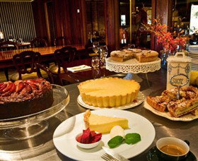 Jones Winery & Vineyard Cafe - Accommodation Mt Buller 5