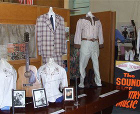 Australian Country Music Hall Of Fame - Accommodation Mt Buller 3