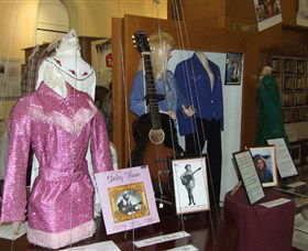Australian Country Music Hall Of Fame - Accommodation Mt Buller 2