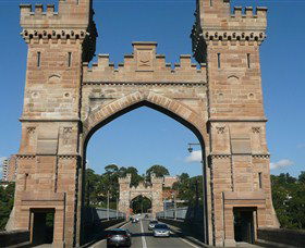 Bailey's Sydney - Tours For People Who Don't Like Tours - Accommodation Mt Buller 6