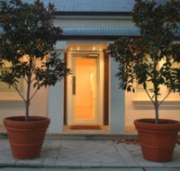 Australian Galleries - Roylston Street - Accommodation Mt Buller